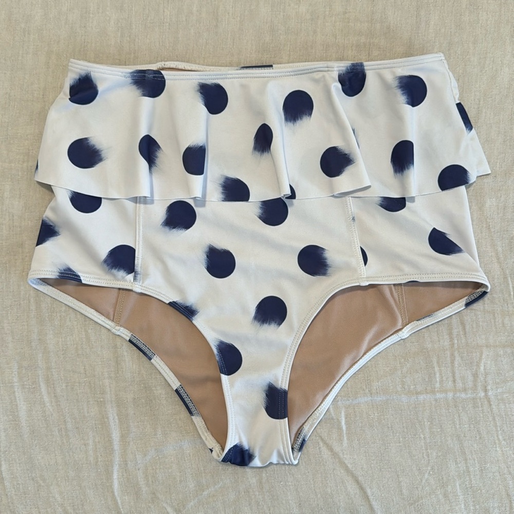 Kortni Jeane swim bottoms size small
